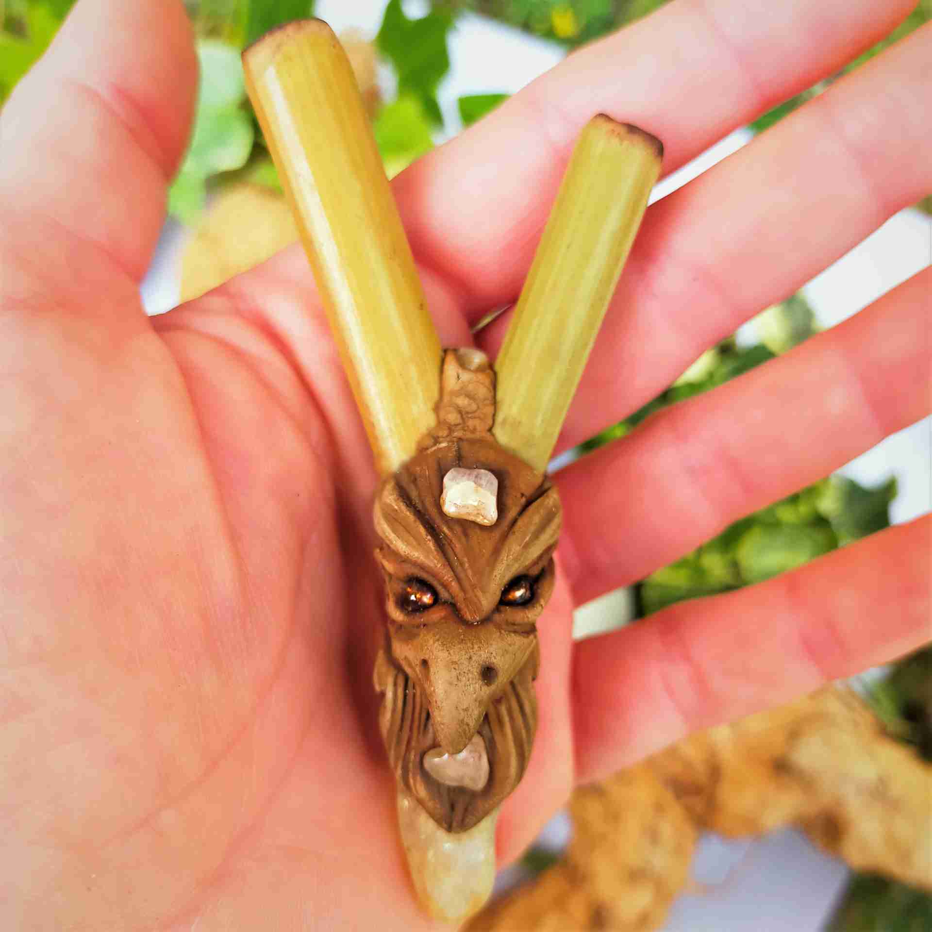 Kuripe bambusowe Totem ORZEŁ – amulet z kamieniami