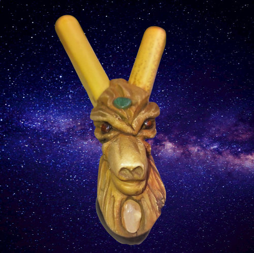 Kuripe bambusowe Totem WILK – amulet z kamieniami